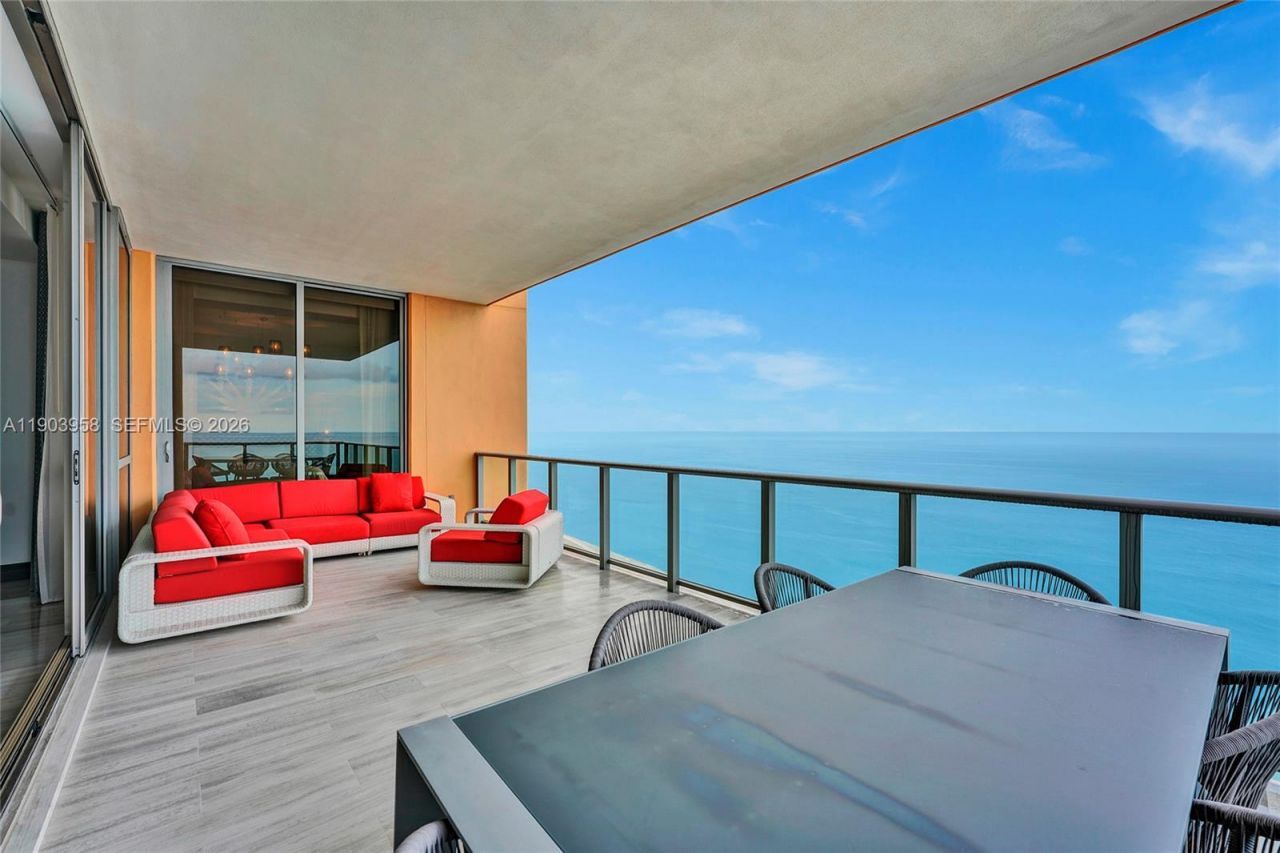 17749 Collins, Unit 1402, Sunny Isles Beach, FL 33160 Photo