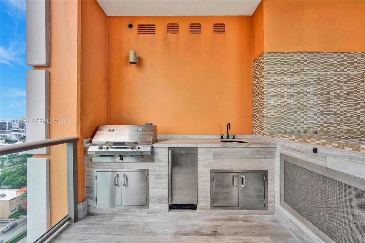17749 Collins, Unit 1402, Sunny Isles Beach, FL 33160 Photo