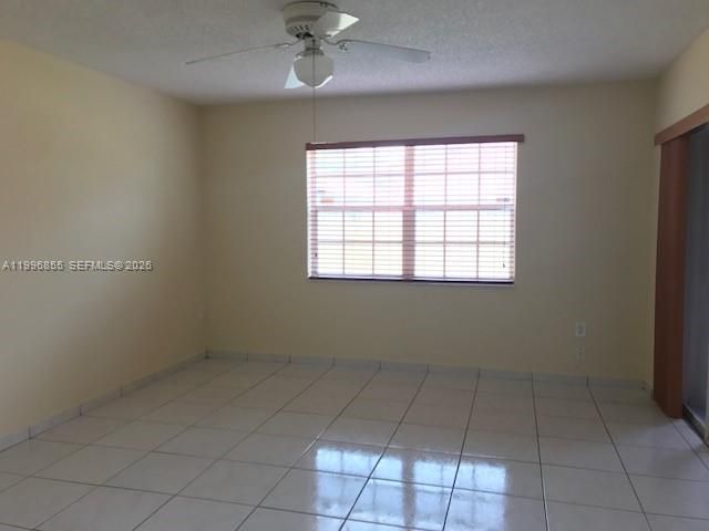 19712 NW 82nd Pl, Hialeah, FL 33015 Photo