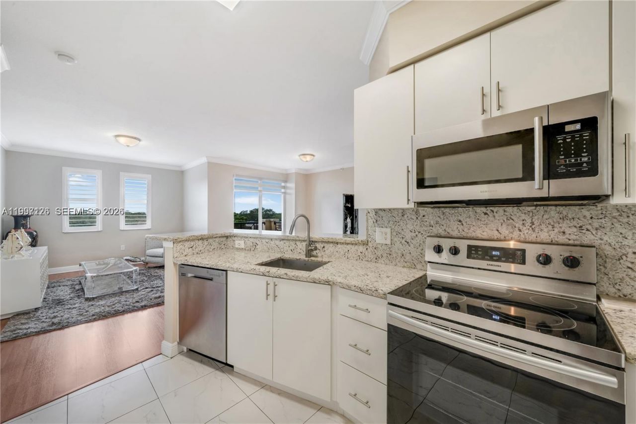 9021 SW 94th St, Unit 509, Miami, FL 33176 Photo