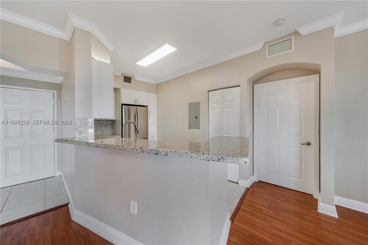 9021 SW 94th St, Unit 509, Miami, FL 33176 Photo