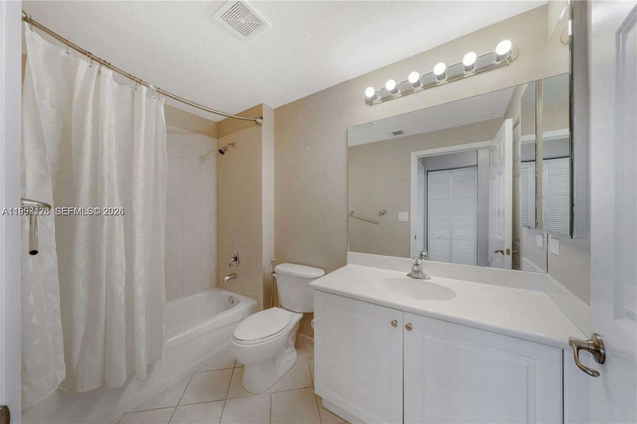9021 SW 94th St, Unit 509, Miami, FL 33176 Photo