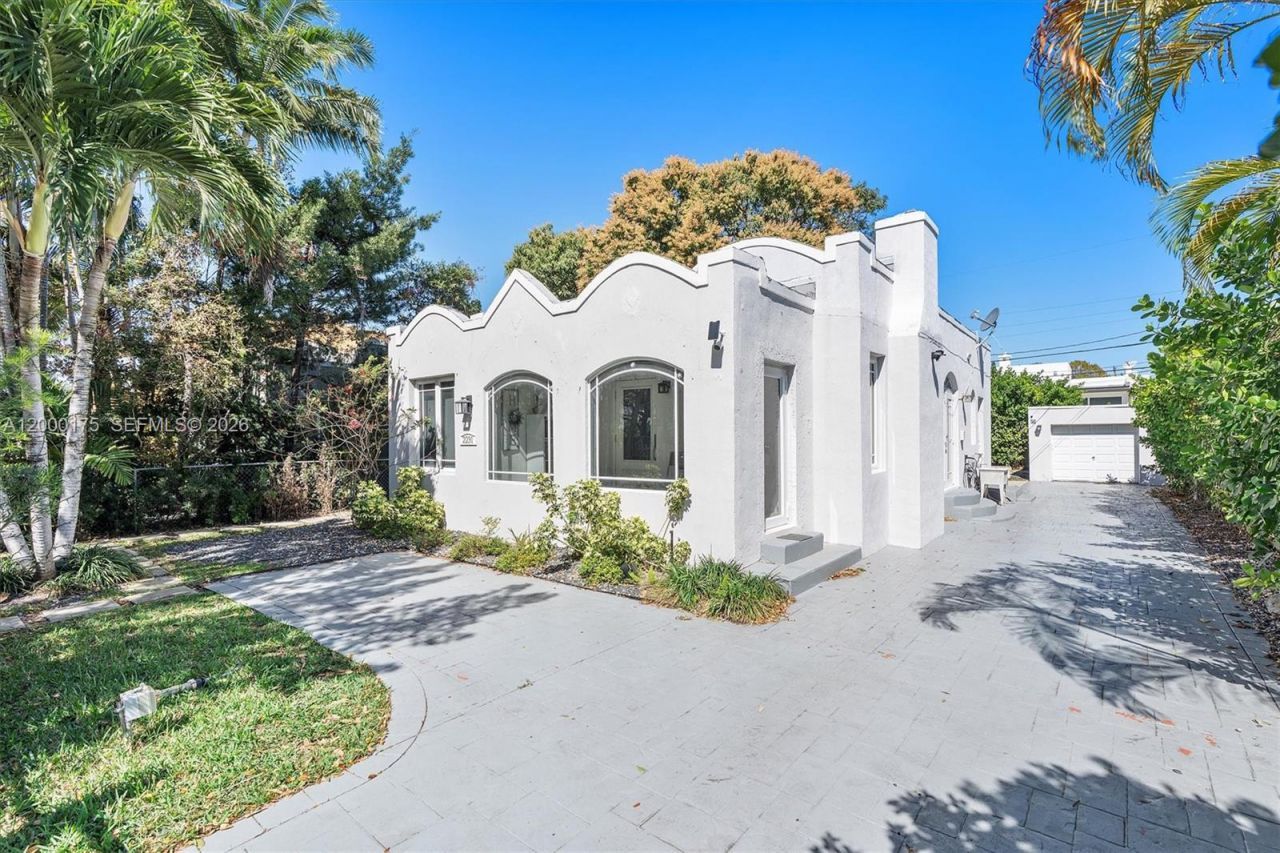 2231 SW 17th St, Miami, FL 33145 Photo