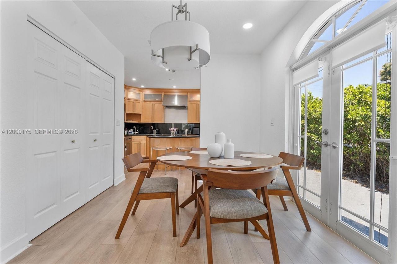 2231 SW 17th St, Miami, FL 33145 Photo