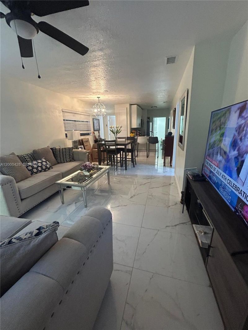 400 N 60th Way, Unit a, Hollywood, FL 33024 Photo