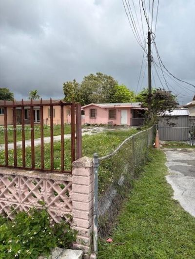 7161 SW 22nd St, Miami, FL 33155 Photo