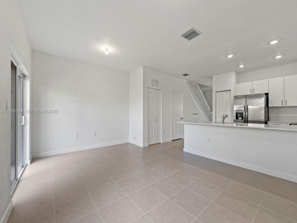 1537 SE 27th Rd , Homestead, FL 33035