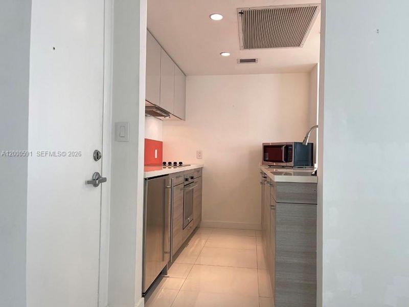 1460 Ocean Dr, Unit 401, Miami Beach, FL 33139 Photo