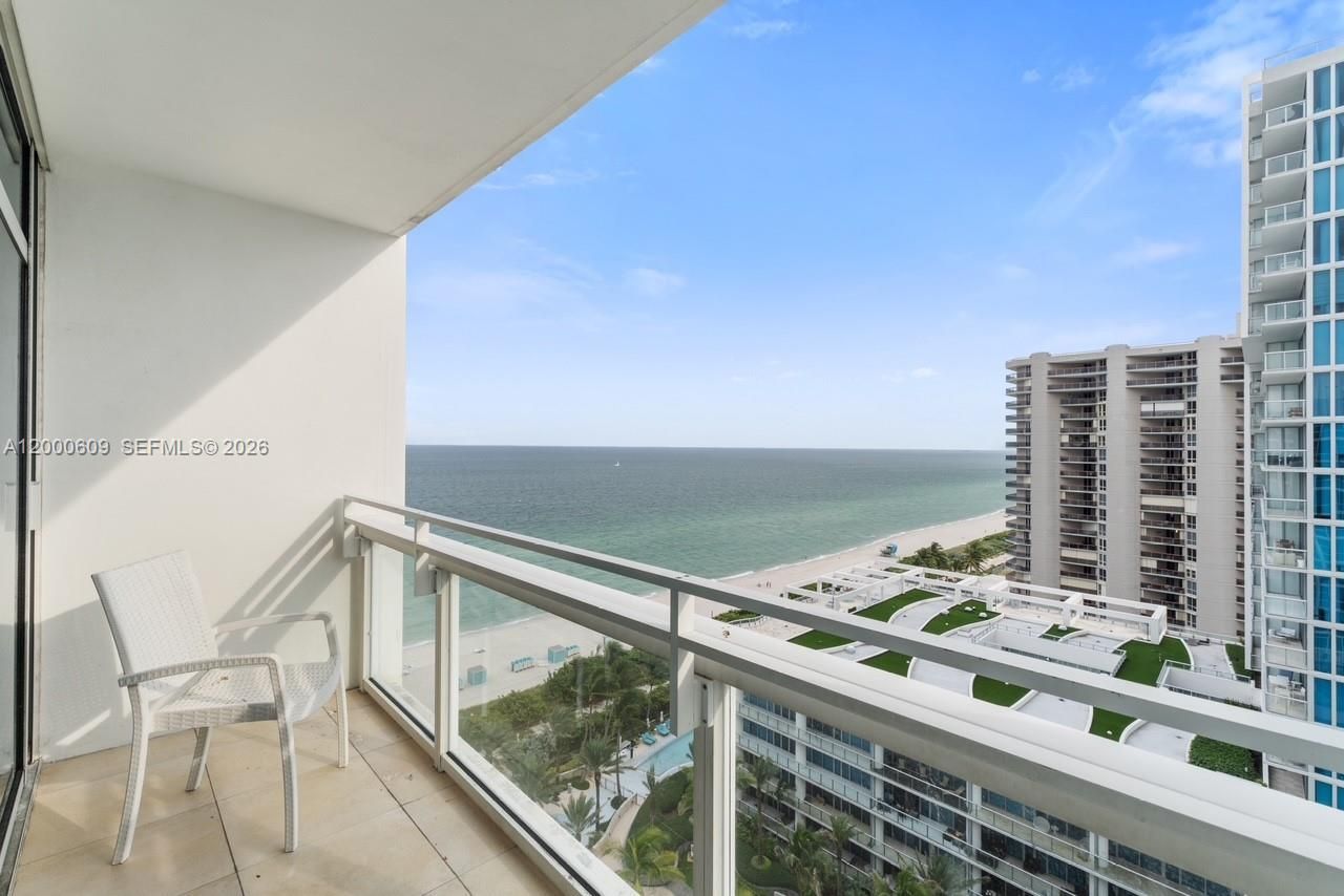 6801 Collins Ave, Unit LPH10, Miami Beach, FL 33141 Photo