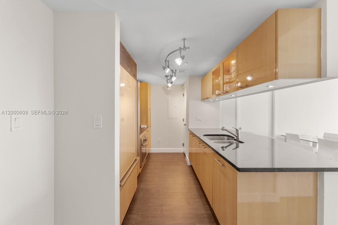 6801 Collins Ave, Unit LPH10, Miami Beach, FL 33141 Photo