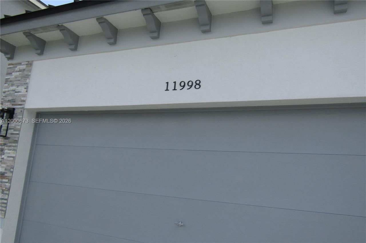 11998 SW 232nd St, Miami, FL 33170 Photo