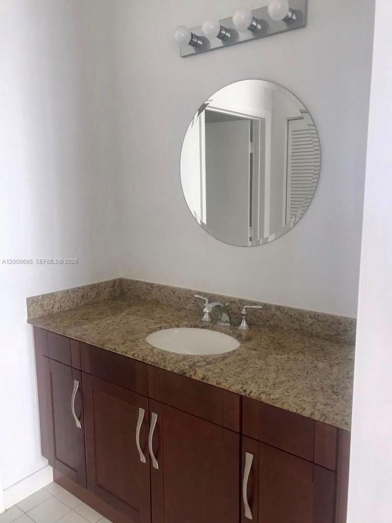 7275 SW 90th Way, Unit 302, Miami, FL 33156 Photo