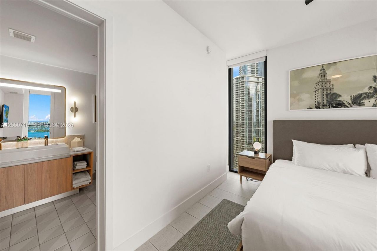 159 NE 6th St, Unit 2915, Miami, FL 33132 Photo