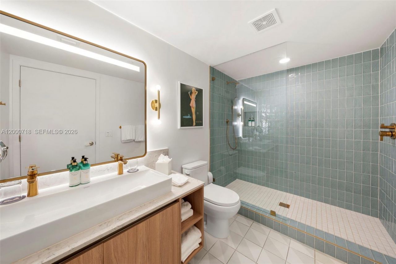 159 NE 6th St, Unit 2915, Miami, FL 33132 Photo