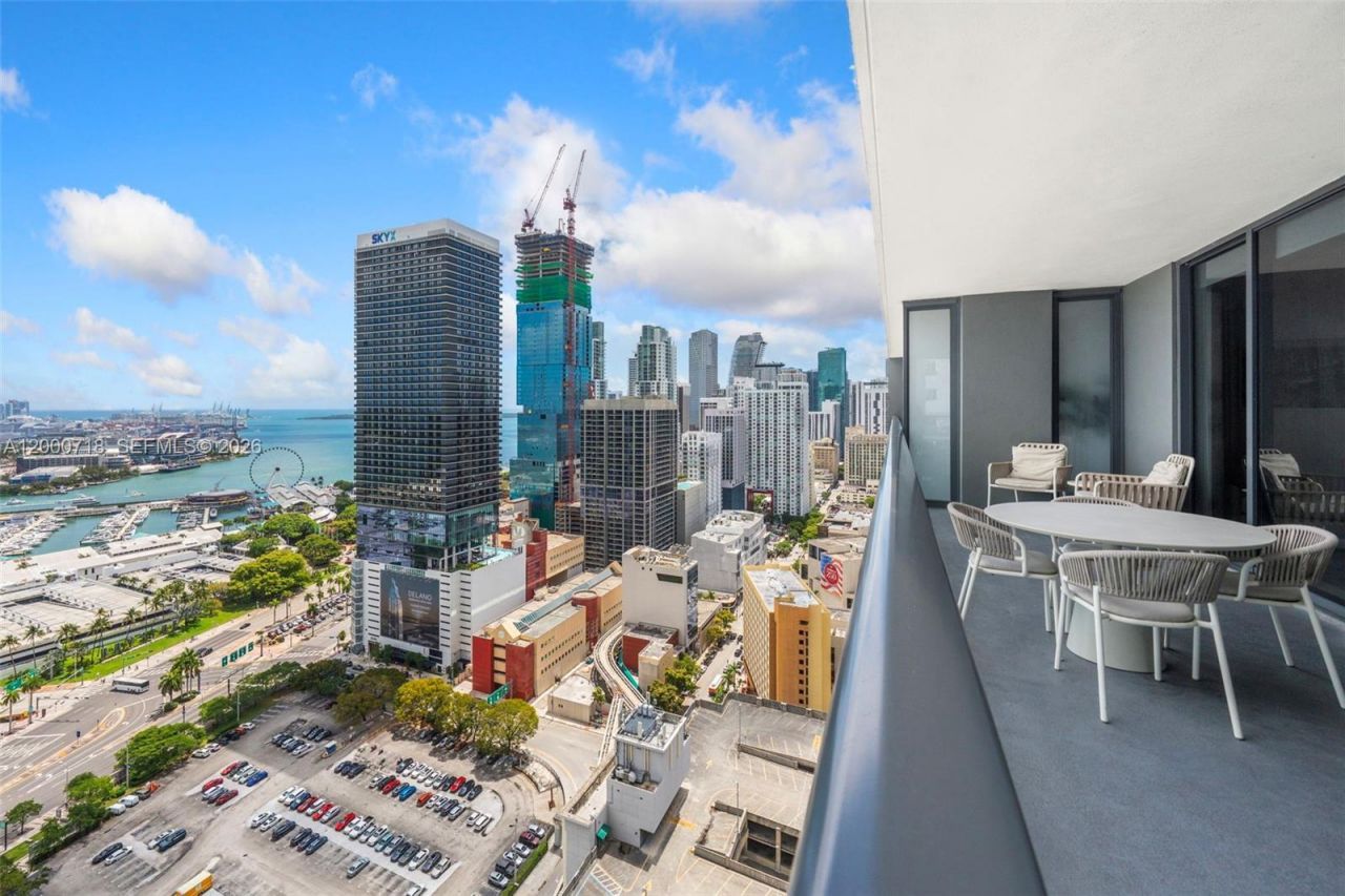 159 NE 6th St, Unit 2915, Miami, FL 33132 Photo