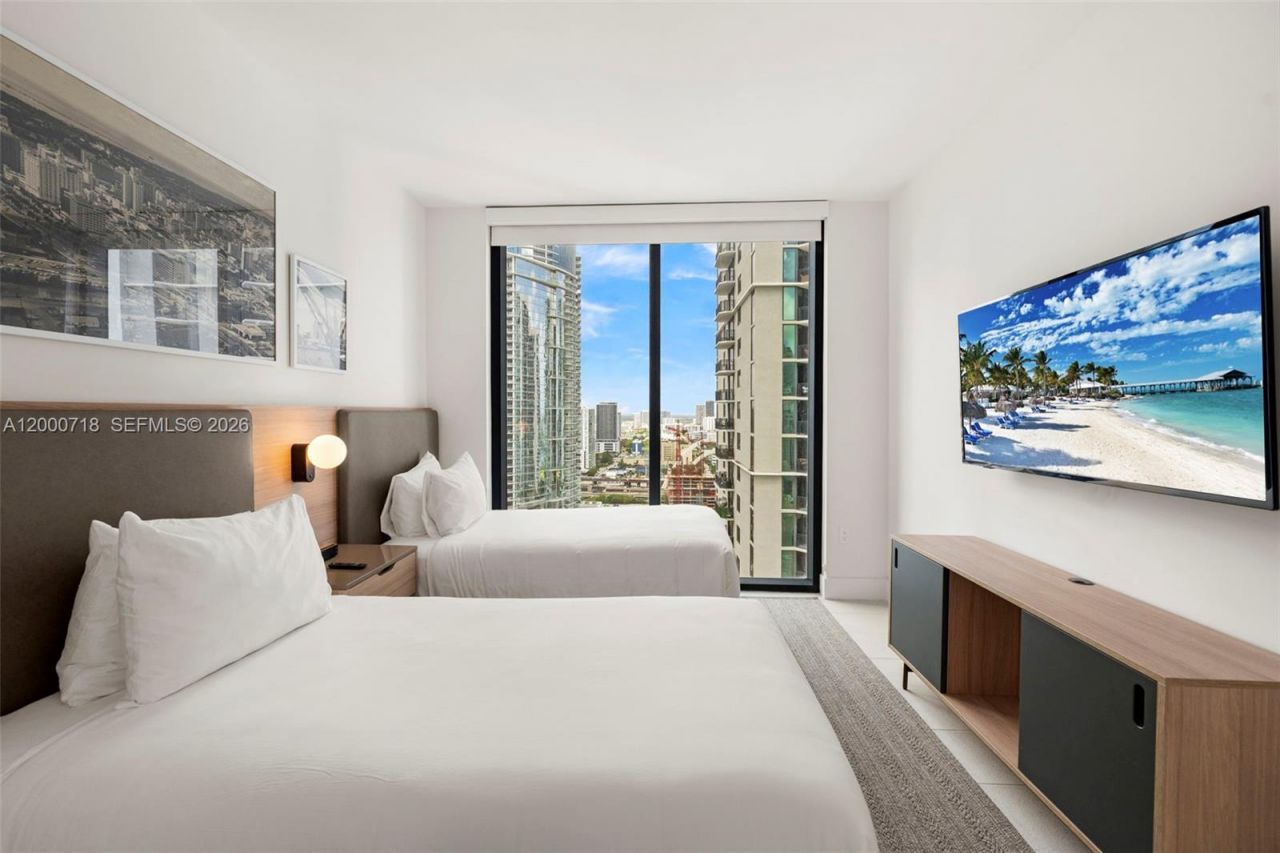 159 NE 6th St, Unit 2915, Miami, FL 33132 Photo