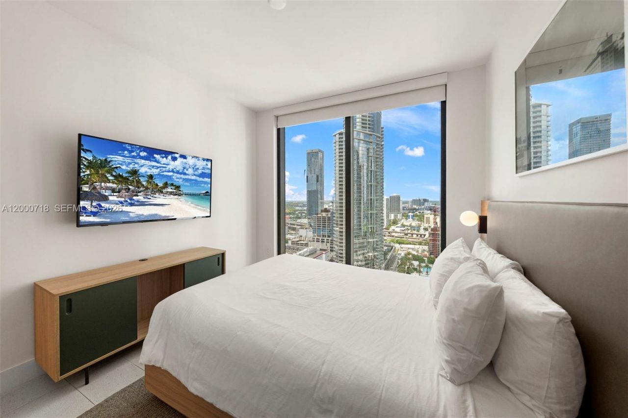 159 NE 6th St, Unit 2915, Miami, FL 33132 Photo