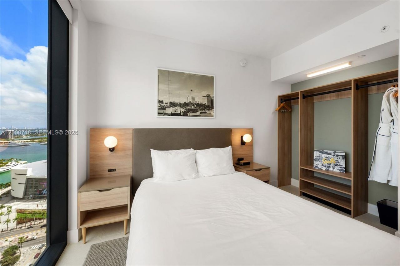 159 NE 6th St, Unit 2915, Miami, FL 33132 Photo