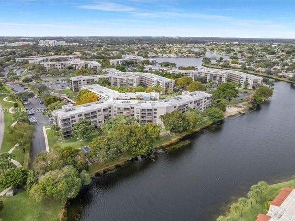 900 Colony Point Cir , Unit 317, Pembroke Pines, FL 33026