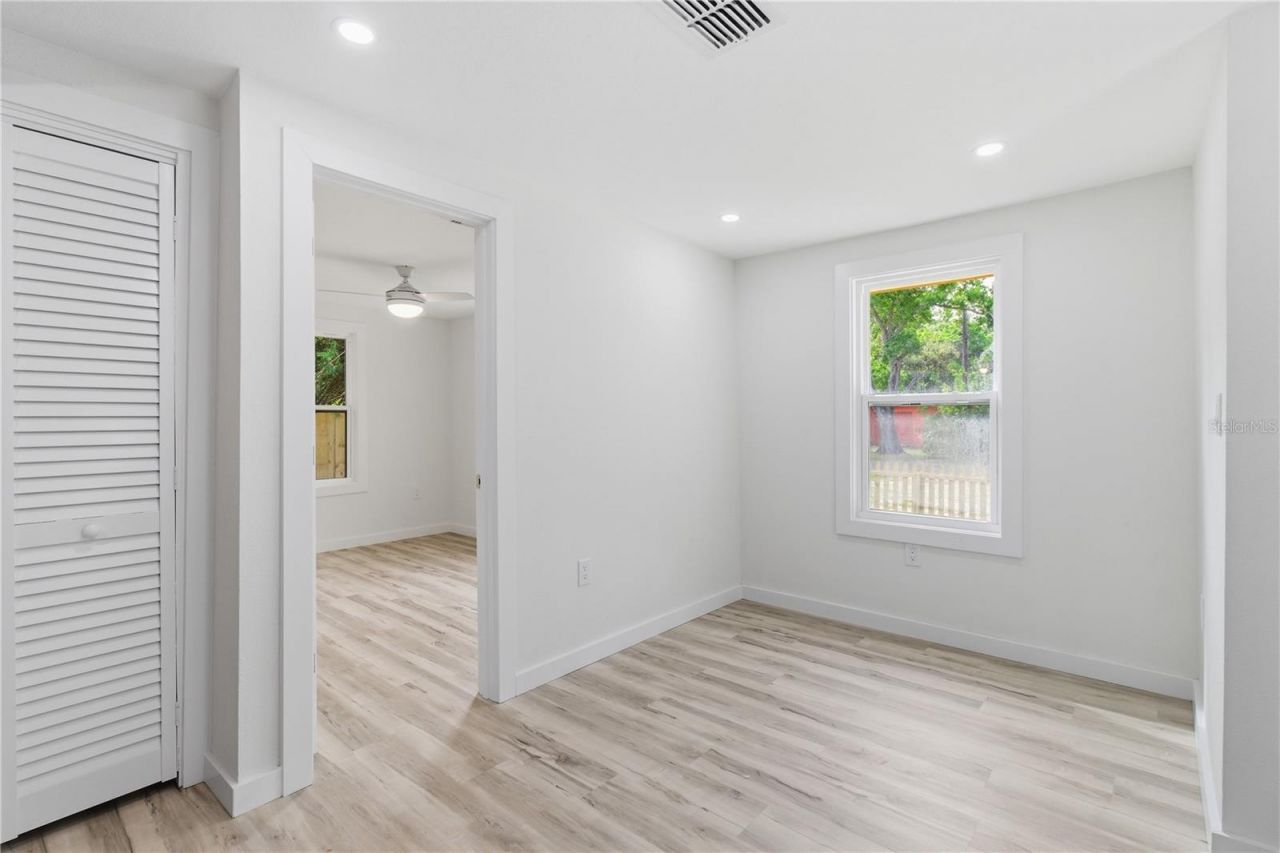 5211 25th Avenue S, Gulfport, FL 33707 Photo