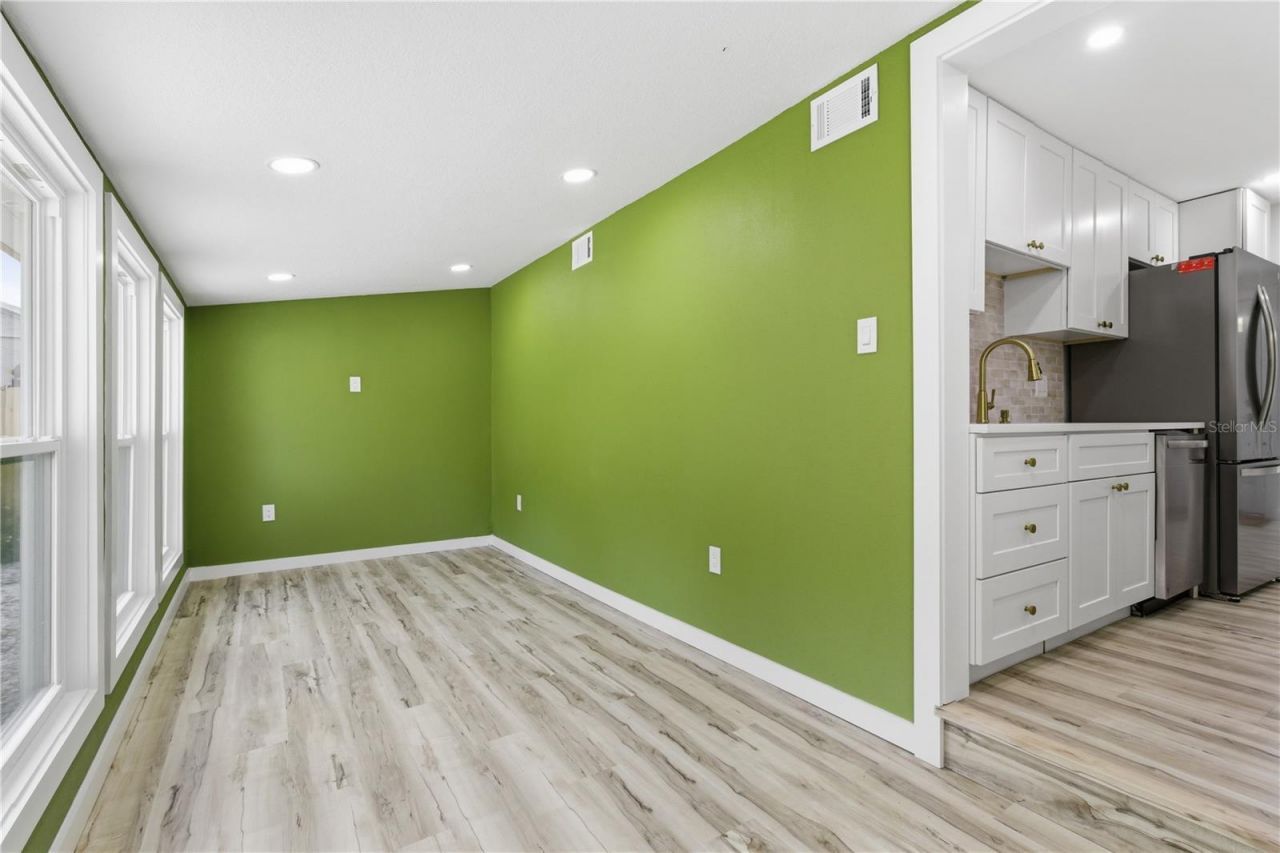 5211 25th Avenue S, Gulfport, FL 33707 Photo