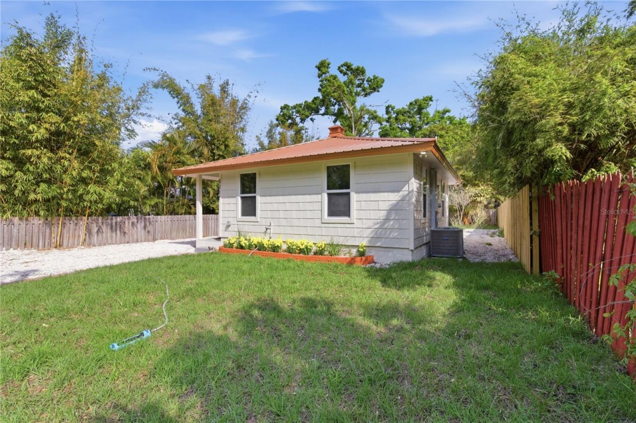 5211 25th Avenue S, Gulfport, FL 33707 Photo