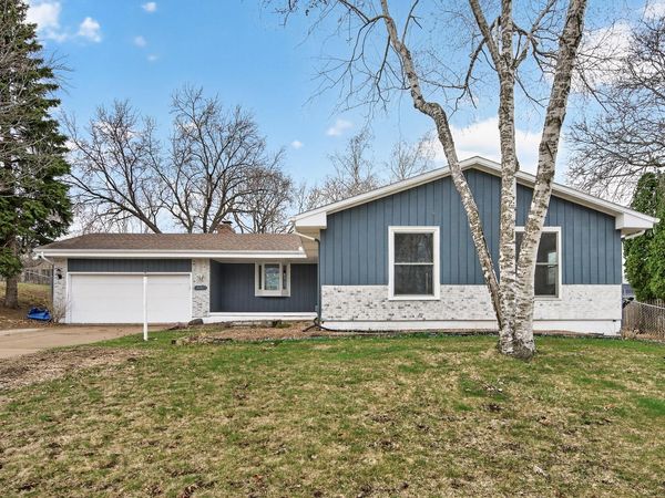 4608 W 99th Street, Bloomington, MN 55437