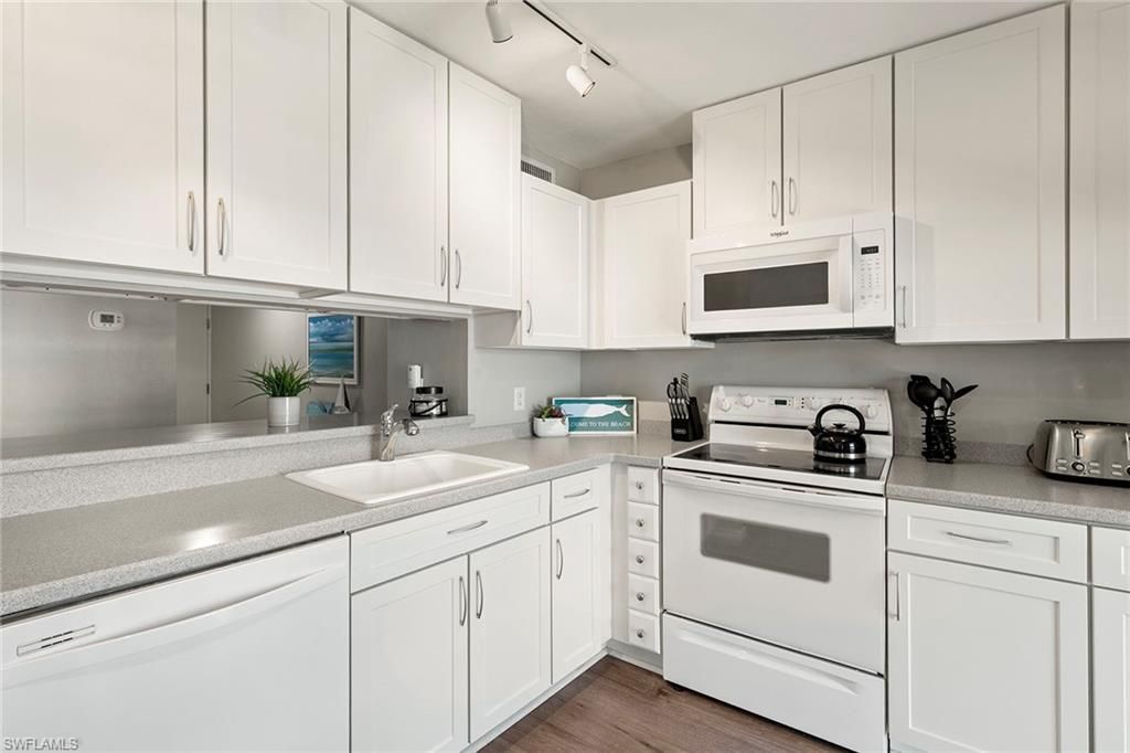 1085 Bald Eagle Dr, Unit C406, Marco Island, FL 34145 Photo