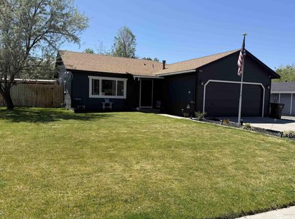 737 Hornet Drive, Gardnerville, NV 89460 Photo