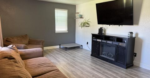 737 Hornet Drive, Gardnerville, NV 89460 Photo