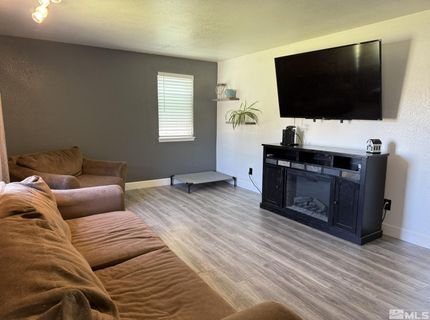 737 Hornet Drive, Gardnerville, NV 89460 Photo