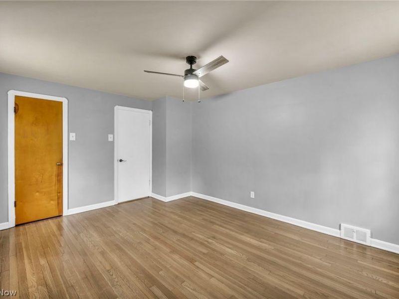 4304 Clague Road, North Olmsted, OH 44070 Photo 13