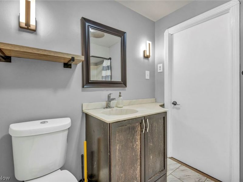 4304 Clague Road, North Olmsted, OH 44070 Photo 16