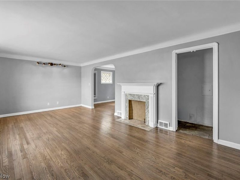 4304 Clague Road, North Olmsted, OH 44070 Photo 3