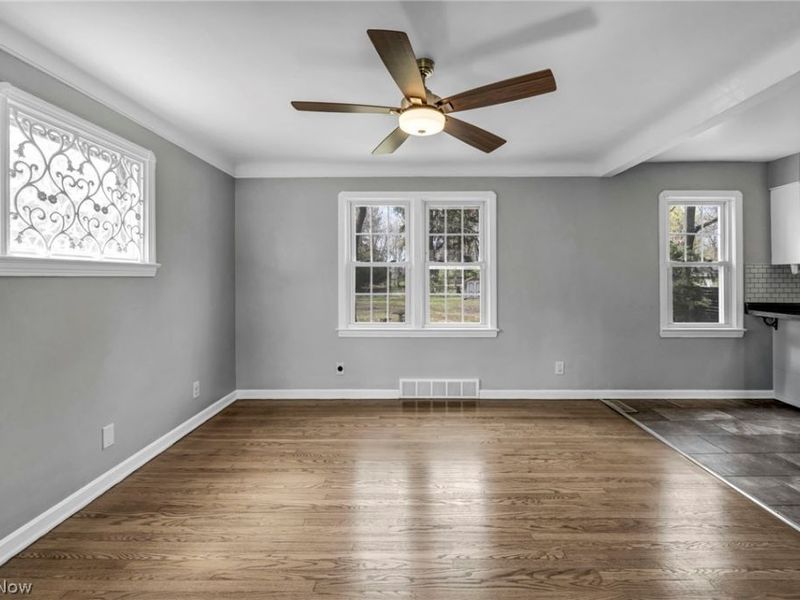 4304 Clague Road, North Olmsted, OH 44070 Photo 6