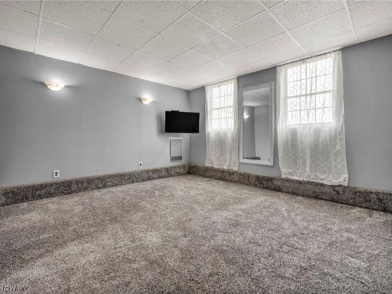 4304 Clague Road, North Olmsted, OH 44070 Photo 9