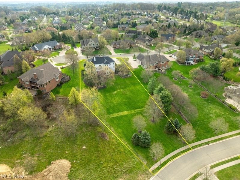 1561 Pilgrims Knob SE, Canton, OH 44709 Photo 12