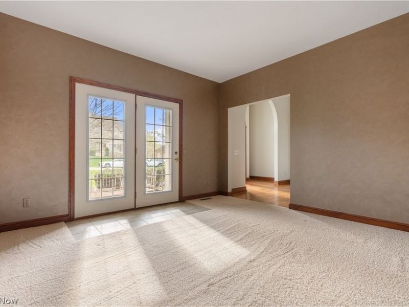 1561 Pilgrims Knob SE, Canton, OH 44709 Photo 17