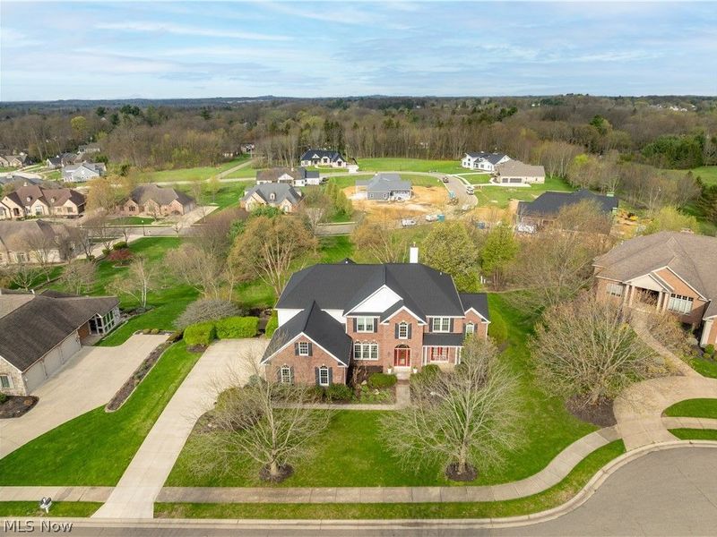 1561 Pilgrims Knob SE, Canton, OH 44709 Photo 2