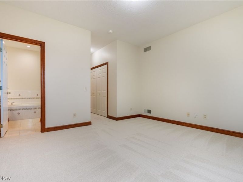 1561 Pilgrims Knob SE, Canton, OH 44709 Photo 26