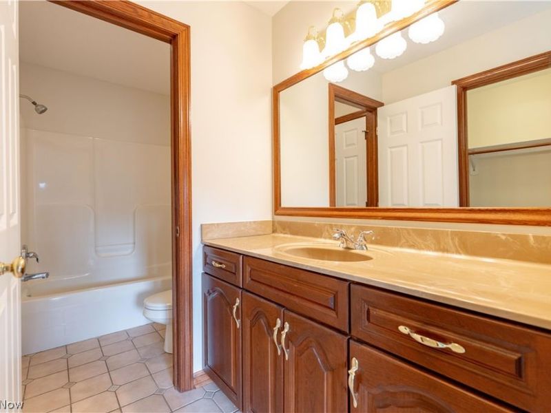 1561 Pilgrims Knob SE, Canton, OH 44709 Photo 44