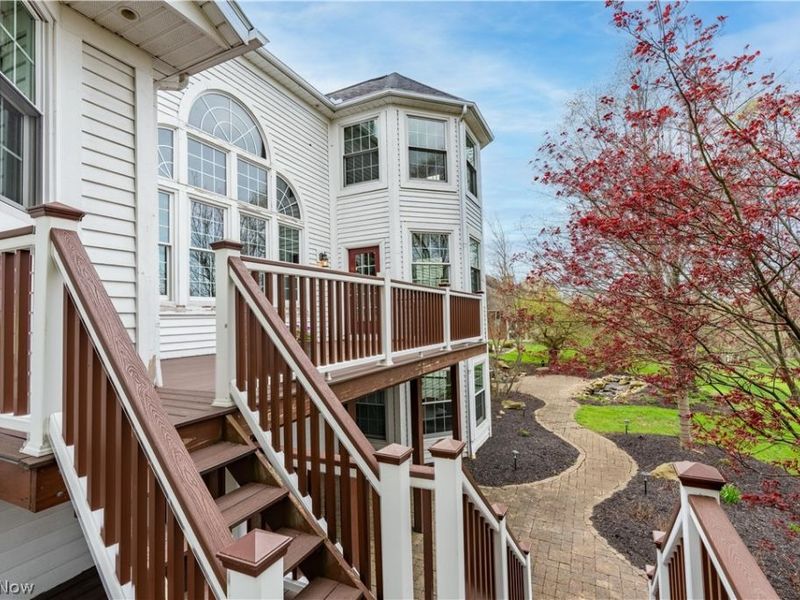 1561 Pilgrims Knob SE, Canton, OH 44709 Photo 5