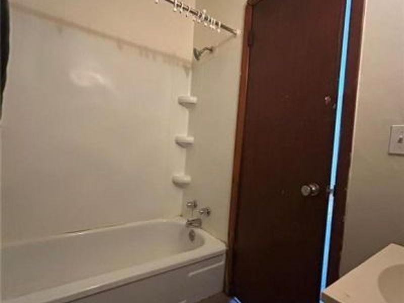 11013 Harvey Avenue, Cleveland, OH 44104 Photo 13