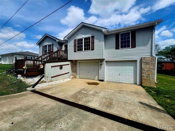 1204 Riverview Drive, Elsberry, MO 63343