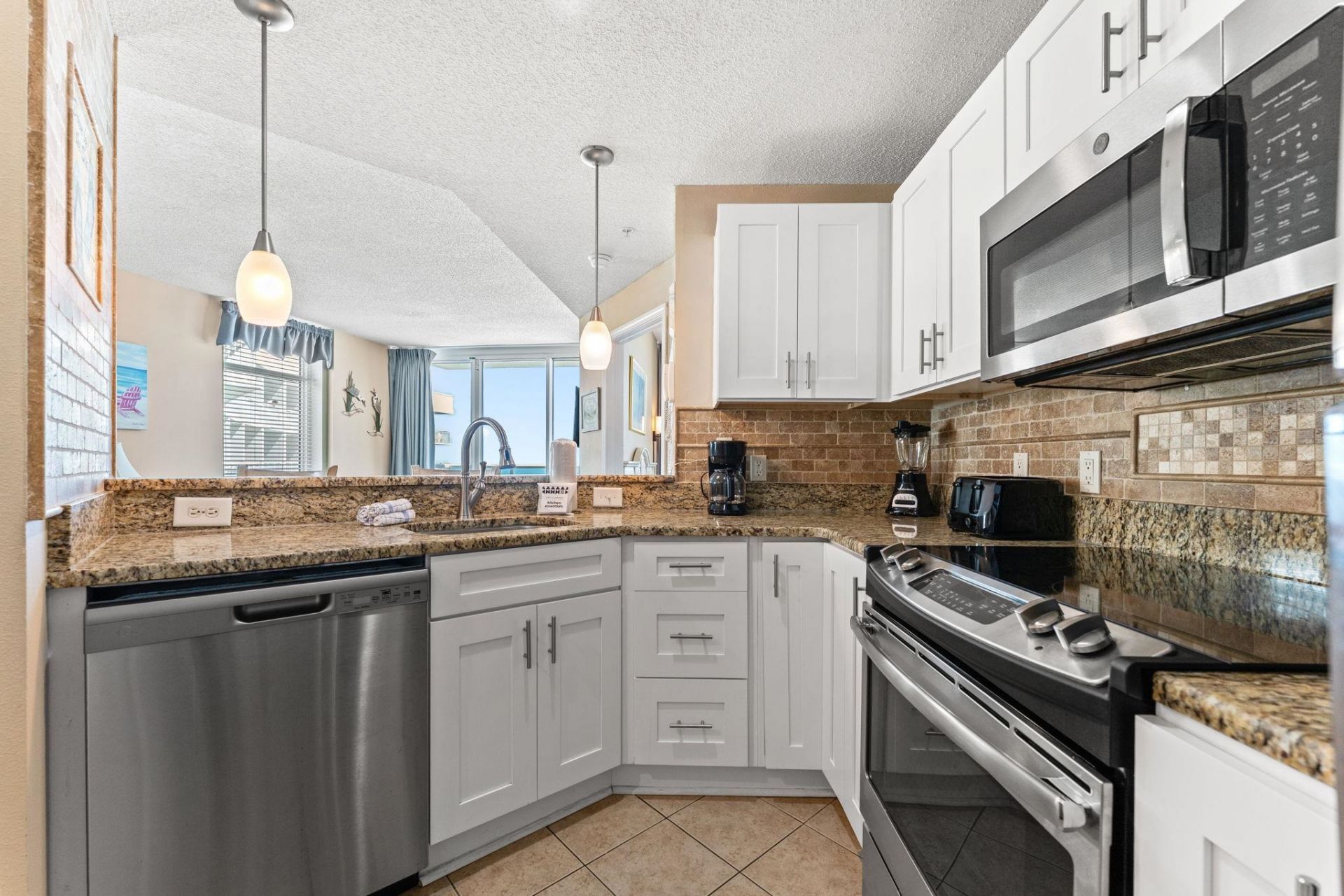 300 N Ocean Blvd. Photo 11