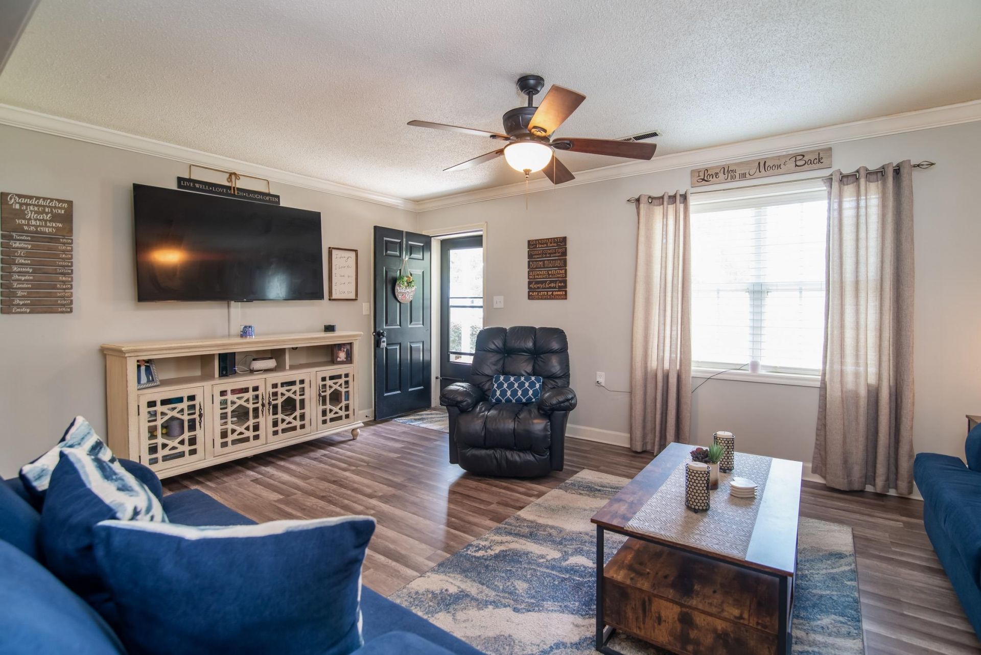 2510 Redwood St. Photo 14