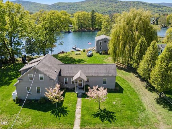 27 Water Street, Ticonderoga, NY 12883