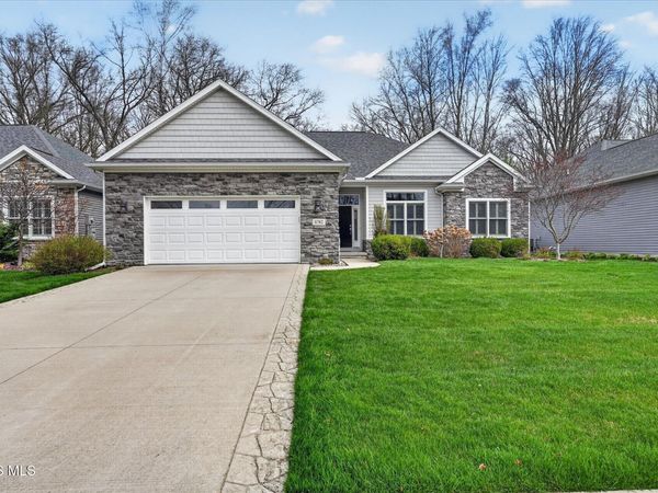 6742 Ridgewood Trail, Toledo, OH 43617