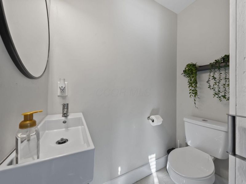 1046 E Cherry Street, Columbus, OH 43205 Photo 11