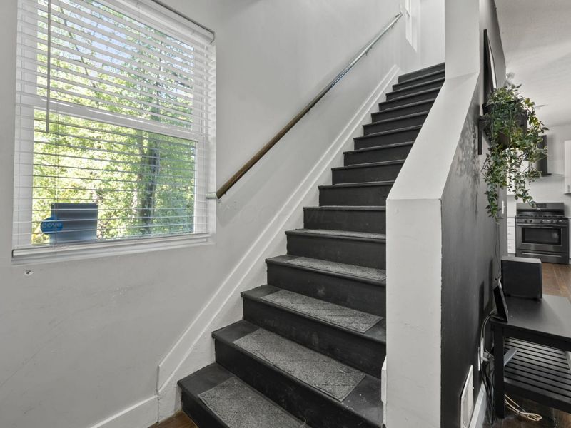 1046 E Cherry Street, Columbus, OH 43205 Photo 12